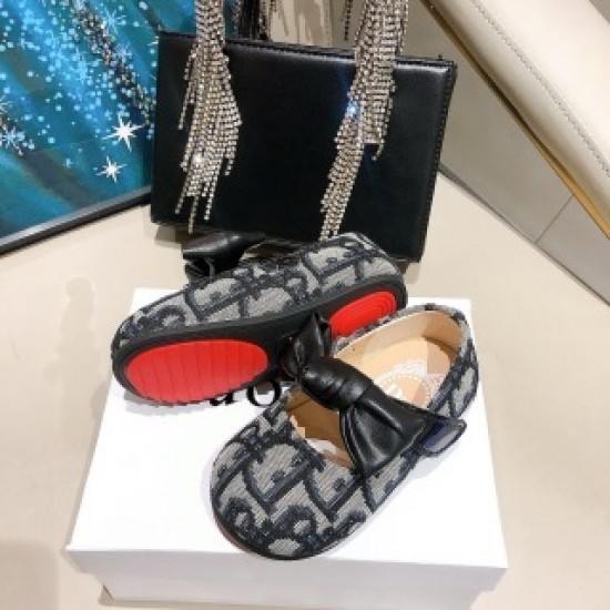 Kids' Shoes