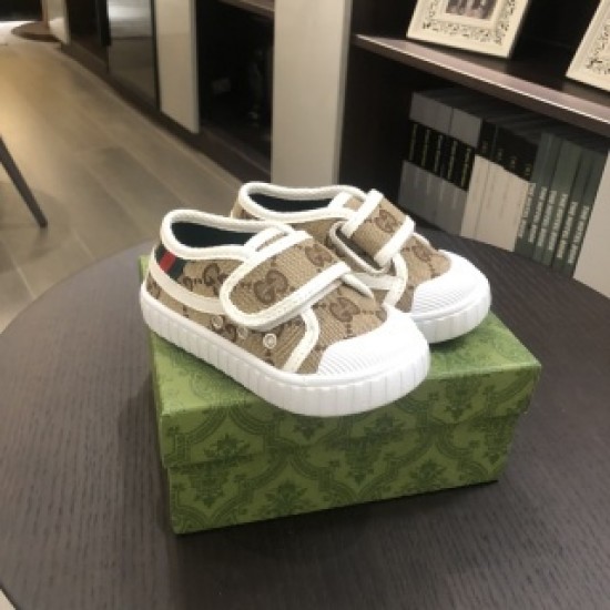 Kids' Shoes