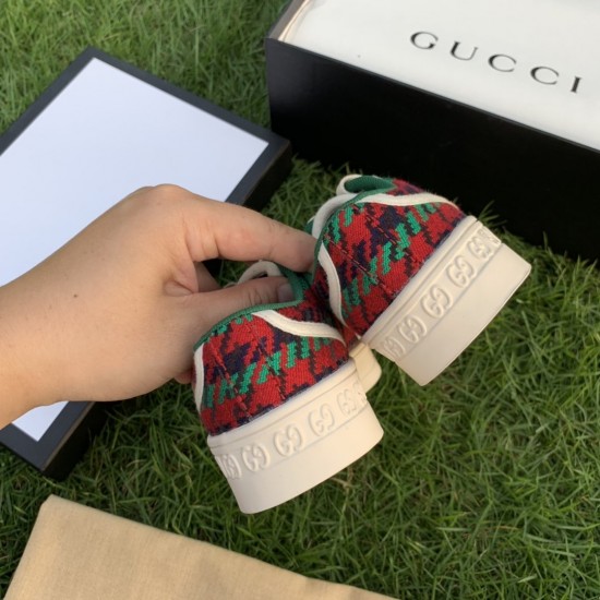 Kids' Shoes