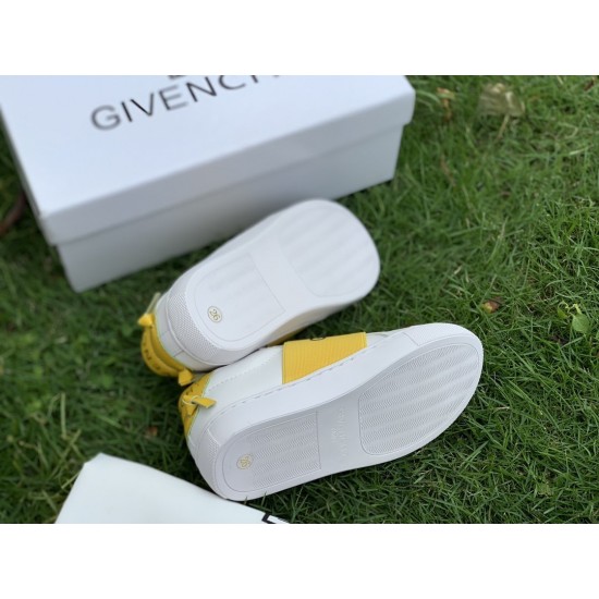 Kids' Shoes