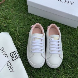 Kids' Shoes
