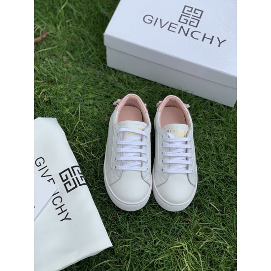 Kids' Shoes