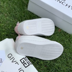 Kids' Shoes
