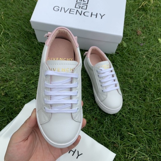 Kids' Shoes