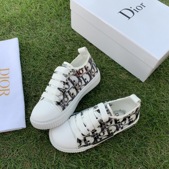 Kids' Shoes