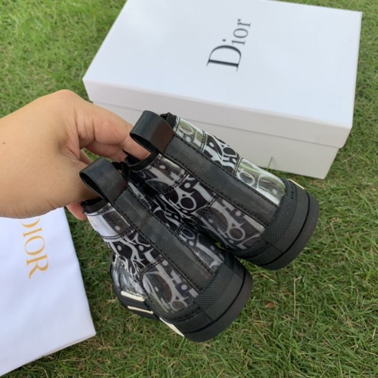 Kids' Shoes
