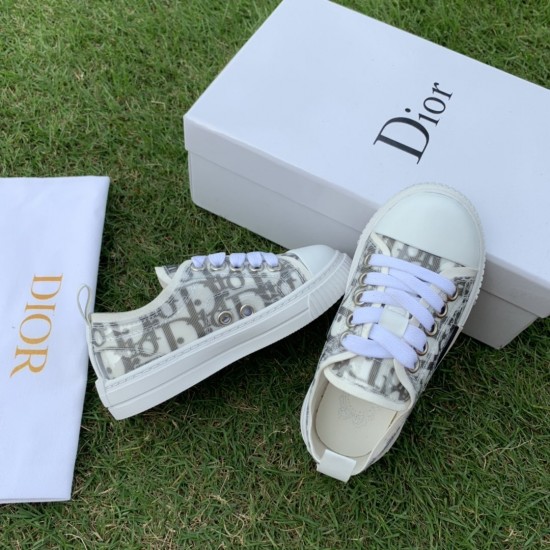 Kids' Shoes