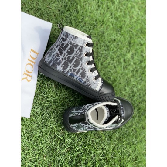Kids' Shoes
