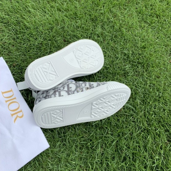 Kids' Shoes