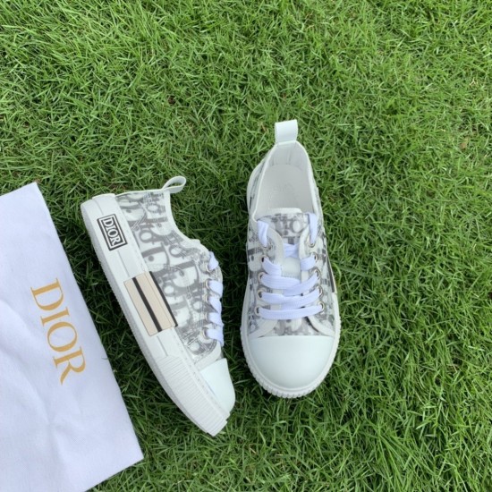 Kids' Shoes