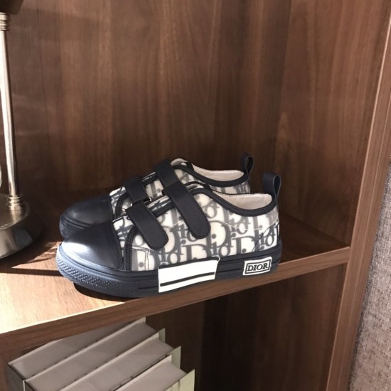 Kids' Shoes