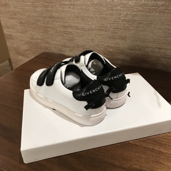 Kids' Shoes