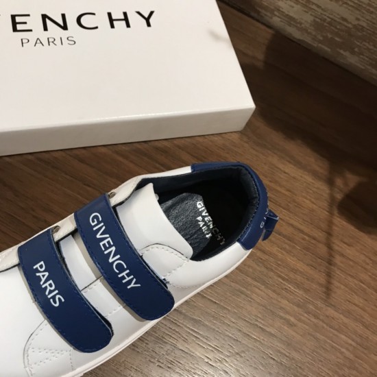 Kids' Shoes