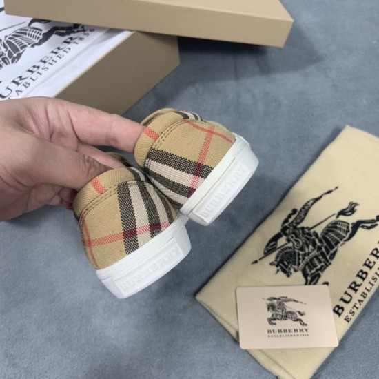 Kids' Shoes