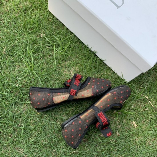 Kids' Shoes