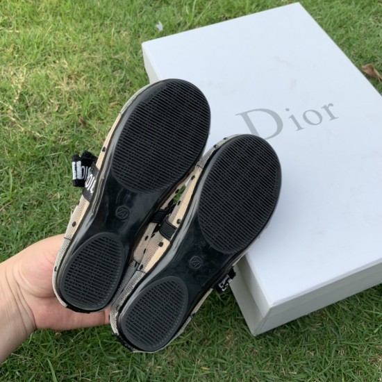 Kids' Shoes