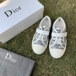 Kids' Shoes