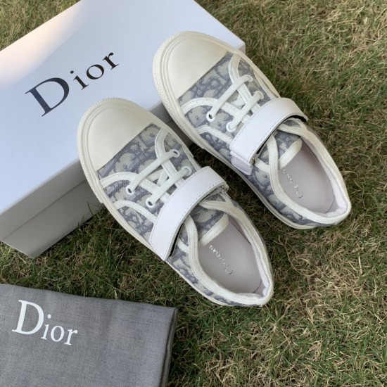 Kids' Shoes
