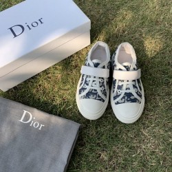Kids' Shoes