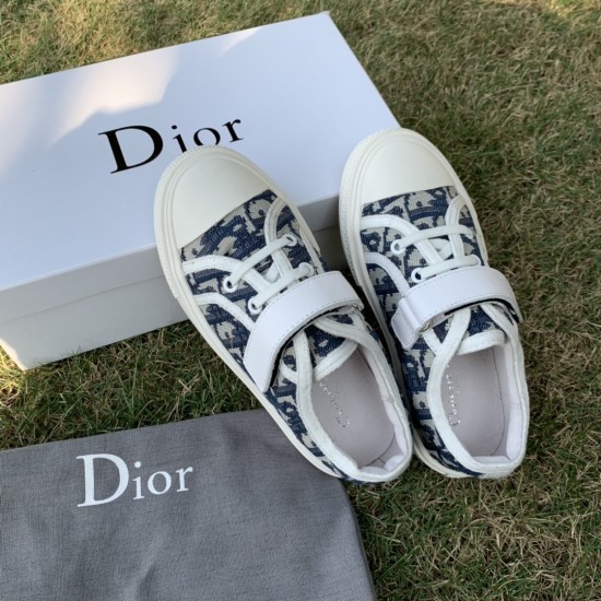 Kids' Shoes