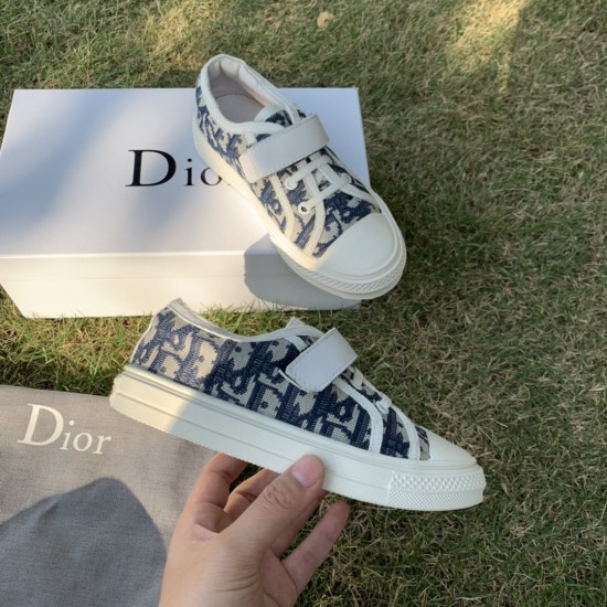 Kids' Shoes