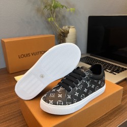 Kids' Shoes