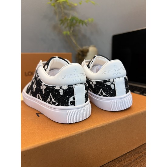 Kids' Shoes