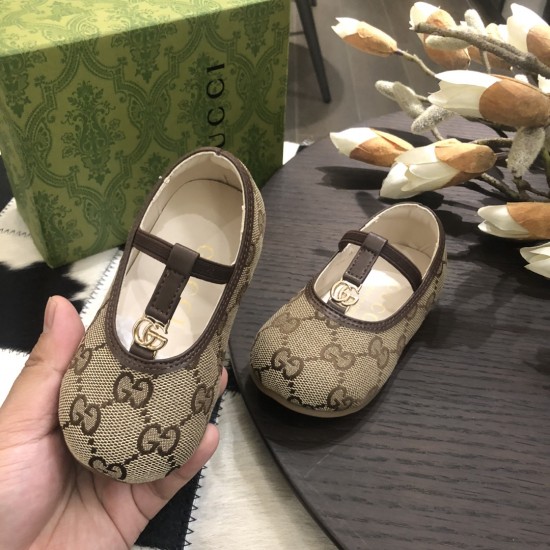 Kids' Shoes