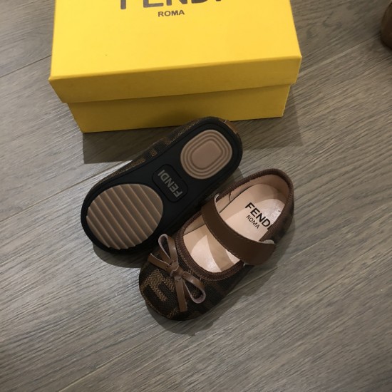 Kids' Shoes