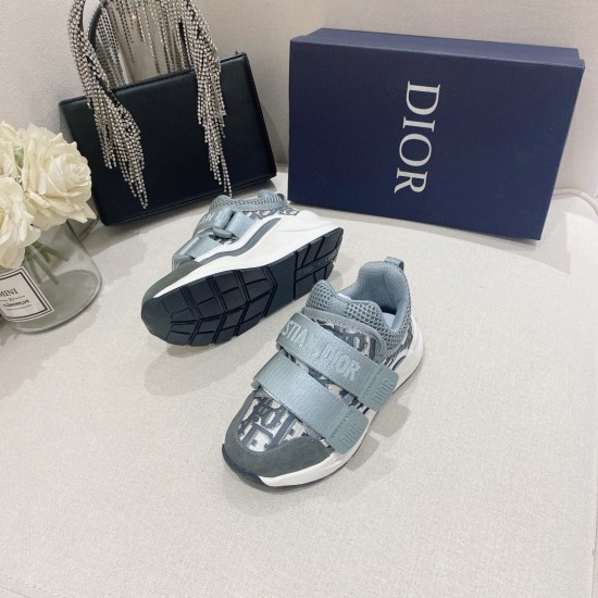 Kids' Shoes