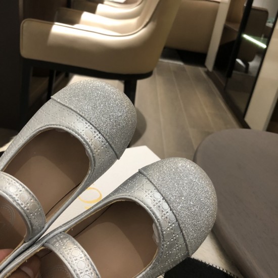 Kids' Shoes