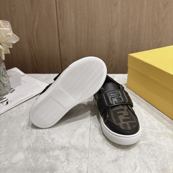 Kids' Shoes