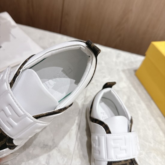 Kids' Shoes