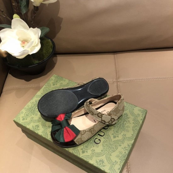 Kids' Shoes