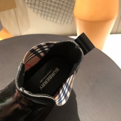 Kids' Shoes