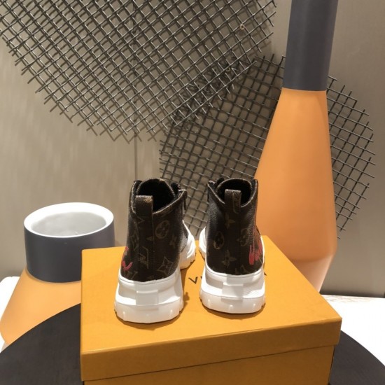 Kids' Shoes