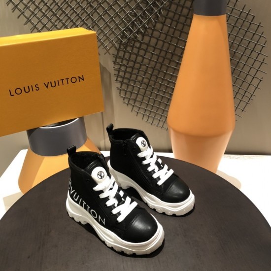 Kids' Shoes