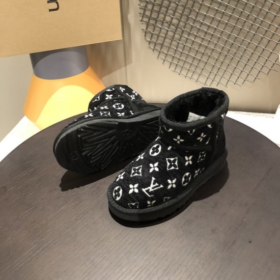 Kids' Shoes