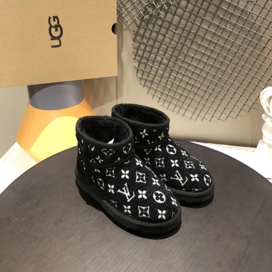 Kids' Shoes
