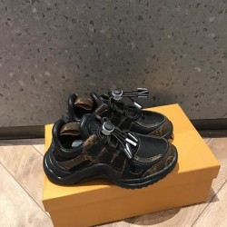 Kids' Shoes