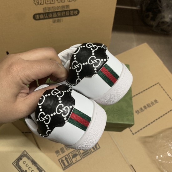 Kids' Shoes