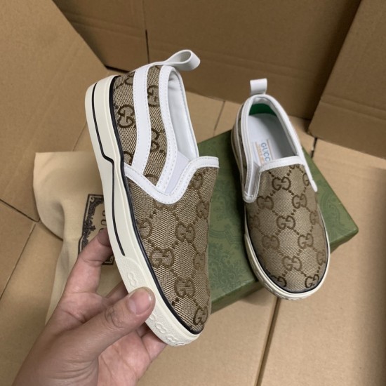 Kids' Shoes