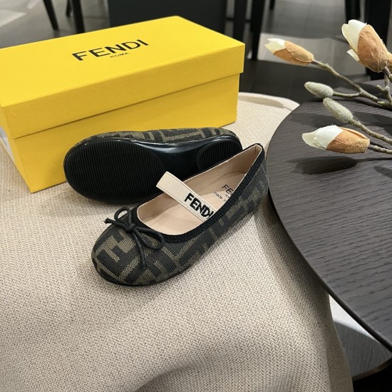 Kids' Shoes