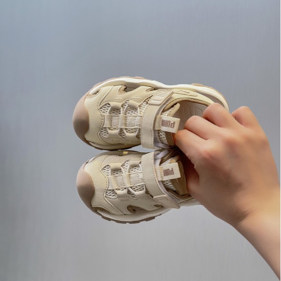 Kids' Shoes