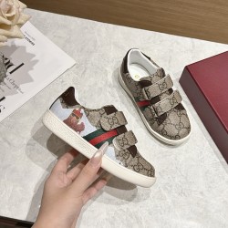 Kids' Shoes