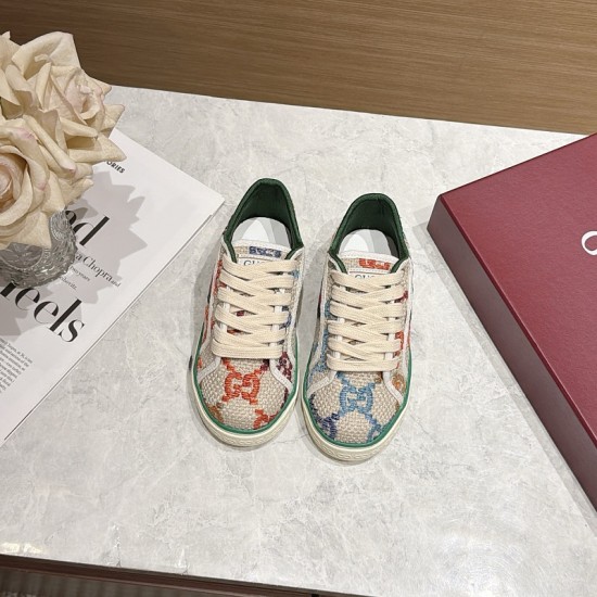 Kids' Shoes