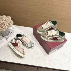 Kids' Shoes