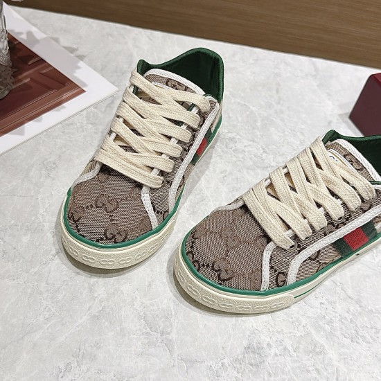 Kids' Shoes