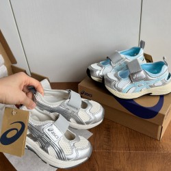 Kids' Shoes