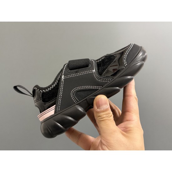 Kids' Shoes